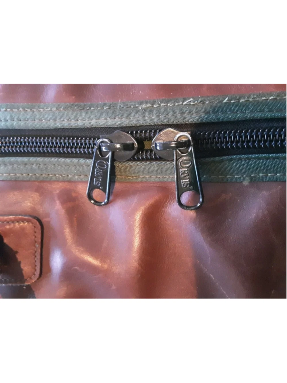 ORVIS BATTENKILL-Green Canvas/Leather Double Zip & Handle Clamshell Carryall-VTG